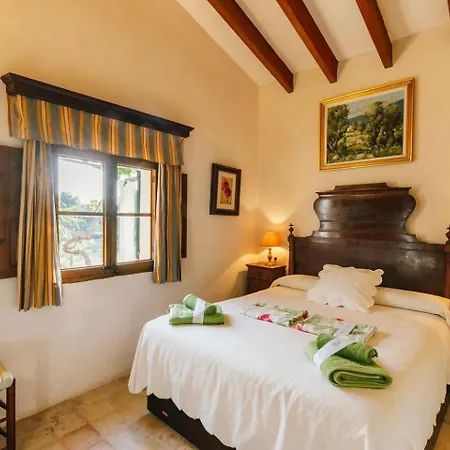 Holiday home Casa Sa Vinyeta *